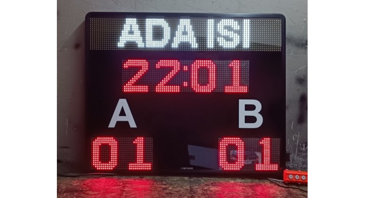 FUTBOL HALI SAHA SKORBORD 6X81X101 CM